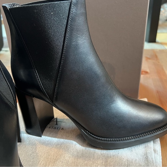 NWT AQUATALIA Ivana Waterproof Calf Leather Bootie - Picture 13 of 16